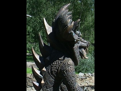 Парковая скульптура. Химера 2